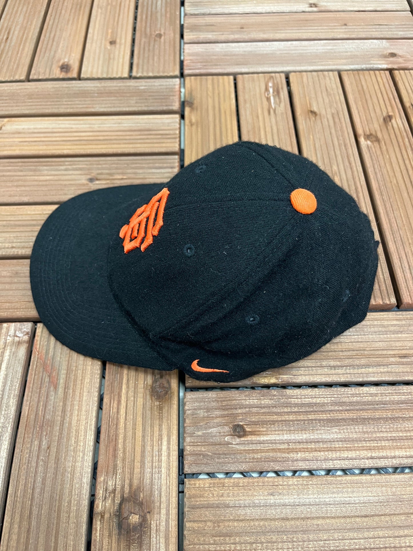 San Francisco Giants Nike Embroidered Hat | Adjustable With Strap Back | Vintage 2000s Nike MLB Baseball Black Cap | Free Shipping to USA |