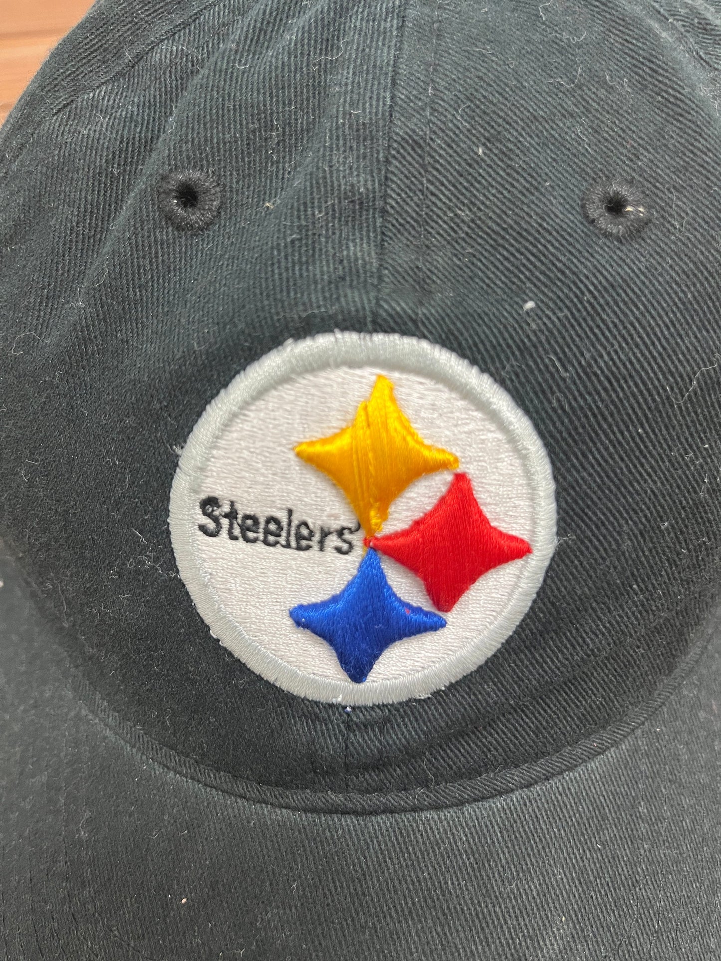 Pittsburgh Steelers Embroidered Hat | One Size Fits All With Metal Clasp | Vintage NFL Football Reebok Black Cap | Free Shipping to USA |