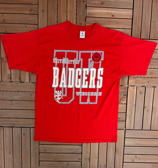 University Of Wisconsin Badgers Graphic Tee | Size Large | Vintage 1990s College Sports Red T-Shirt | Made in USA | Free Shipping to USA |