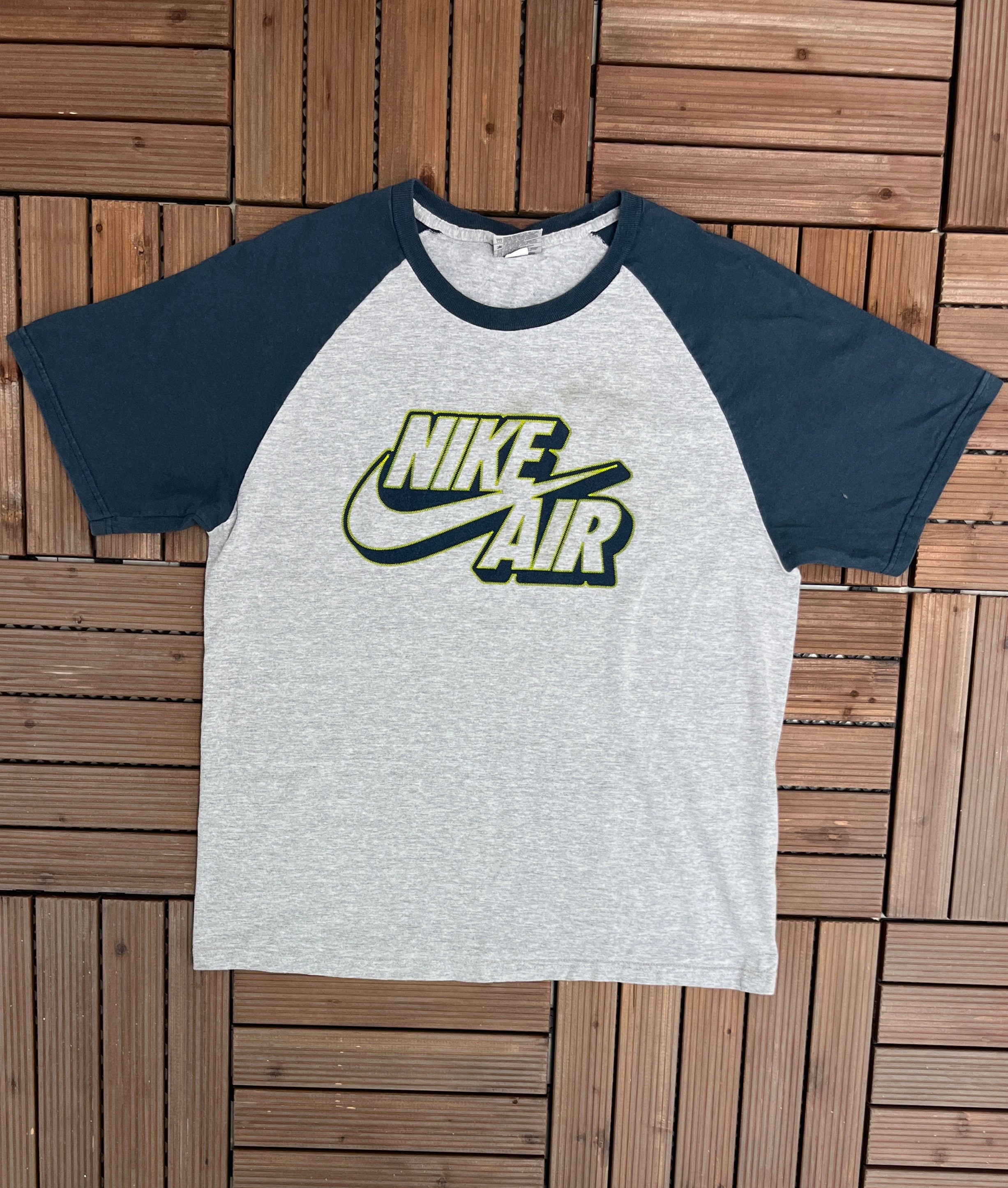 Nike air outlet 3 tee